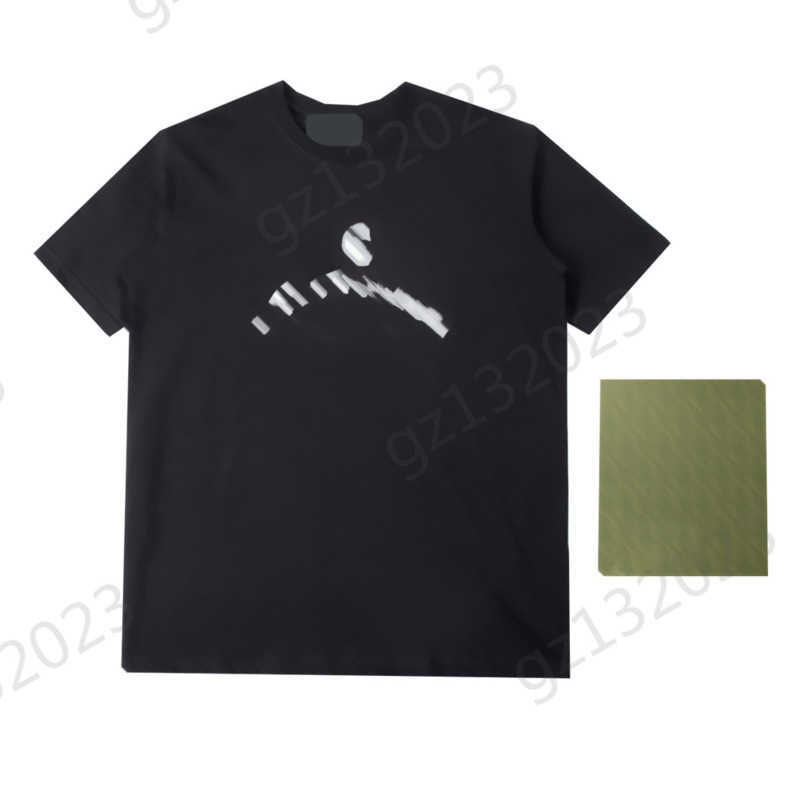 

Womens Clothes T-shirts Contrasting Colors Letter Graffiti Short Sleeve Casual T-shirt Classic Crewneck Design Loose Cotton Tees Unisex Style Women Clothes 1970