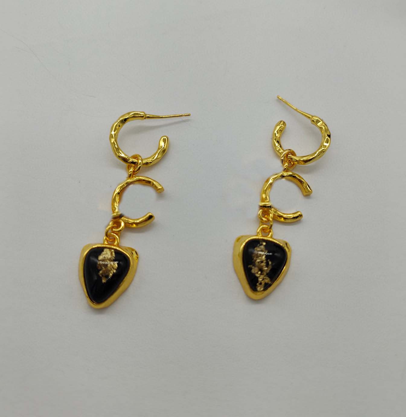 

2023 Luxury quality Charm drop earring with black color design in 18k gold plated have box stamp PS7484A