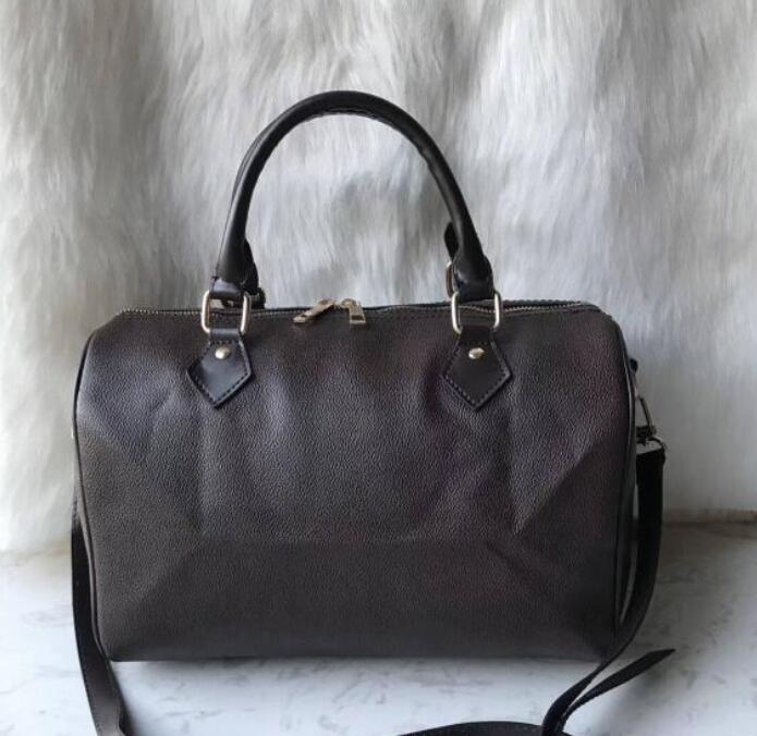 

Women Messenger TOTE bag Travel handbag Classic Style Fashion luggage bags Shoulder Bag Lady Totes handbags 30 cm With key lock, White