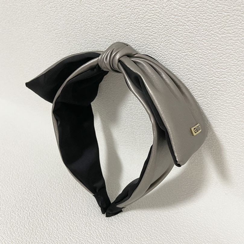 

Popular Korean New Style Head Scarf Fashion Leather Hair Hoop Designer Wide Border Hair Clip Adult Versatile Headwear Luxury Design headband Couple Family Gifts, Coffee