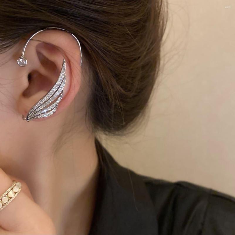 

Backs Earrings Simple Gold Plated Copper Wing Ear Cuff Earring Luxury Shining Rhinestone Zircon For Non Pierced Ears