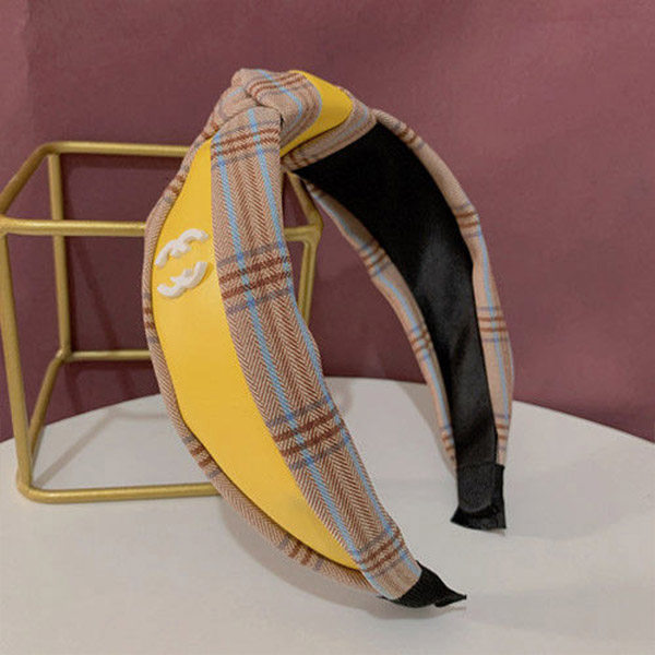 

Luxury Designer Headbands Women Solid Color Black White Brand Letter Simplicity Hairband Fashion Womens Wide Edge Hair Hoop Head Accessories Gift, Coffee