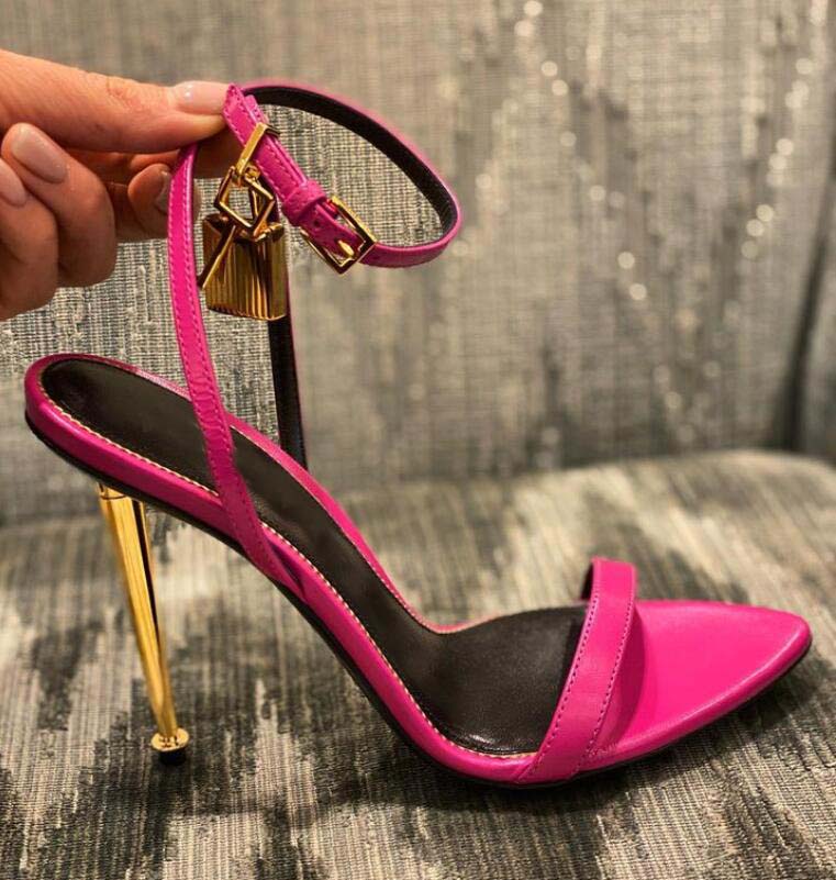 Cadenas sandale femmes sexy chaussures à talons hauts en cuir nu pompe tom-sandale Cadenas embelli talon aiguille bout pointu Robe de soirée de m