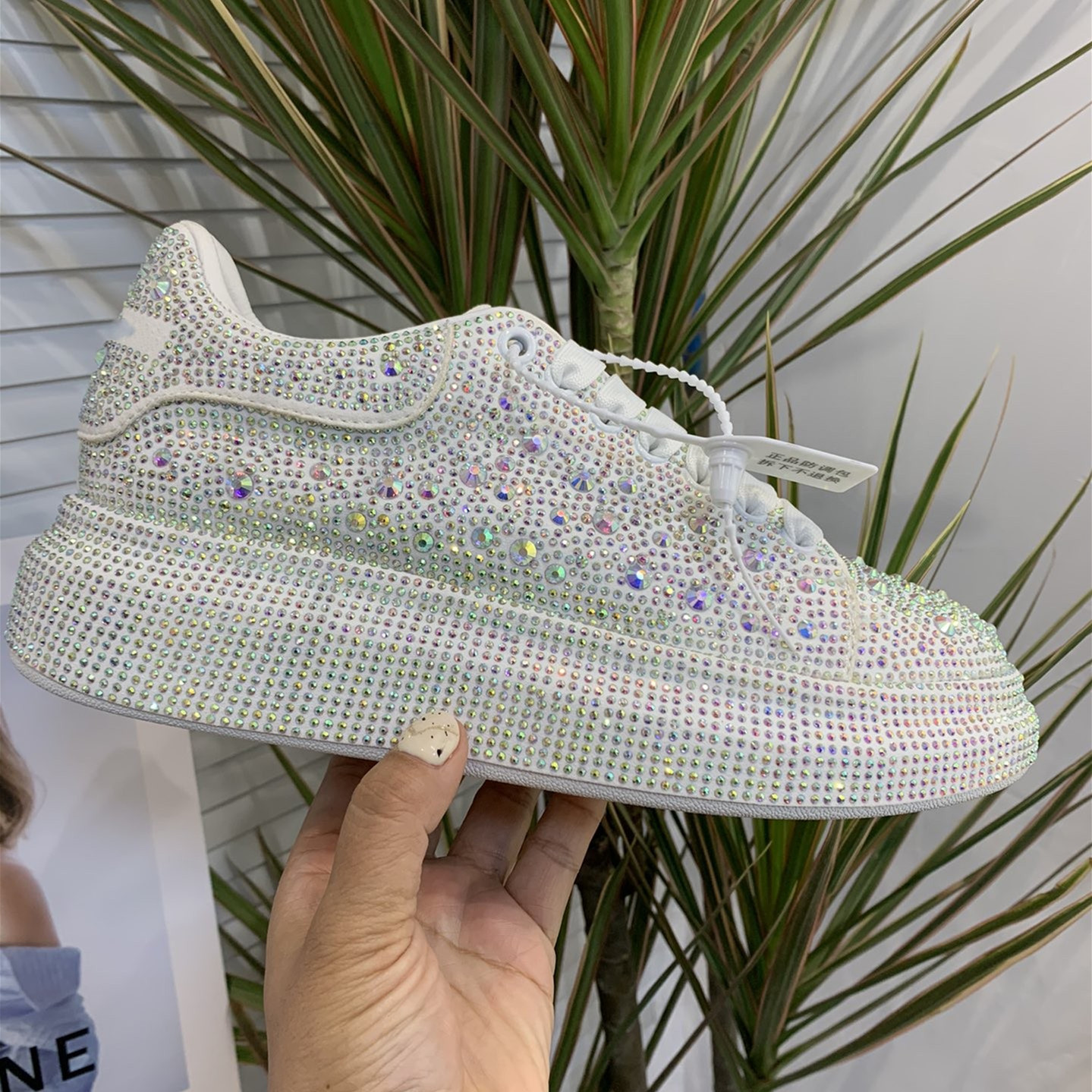 

Designer rhinestone full diamonds MC shoes bling casual sneakers Lace Up crystal glitter platform espadrilles low top platform flats loafer suede queens Alexander, Fill postage