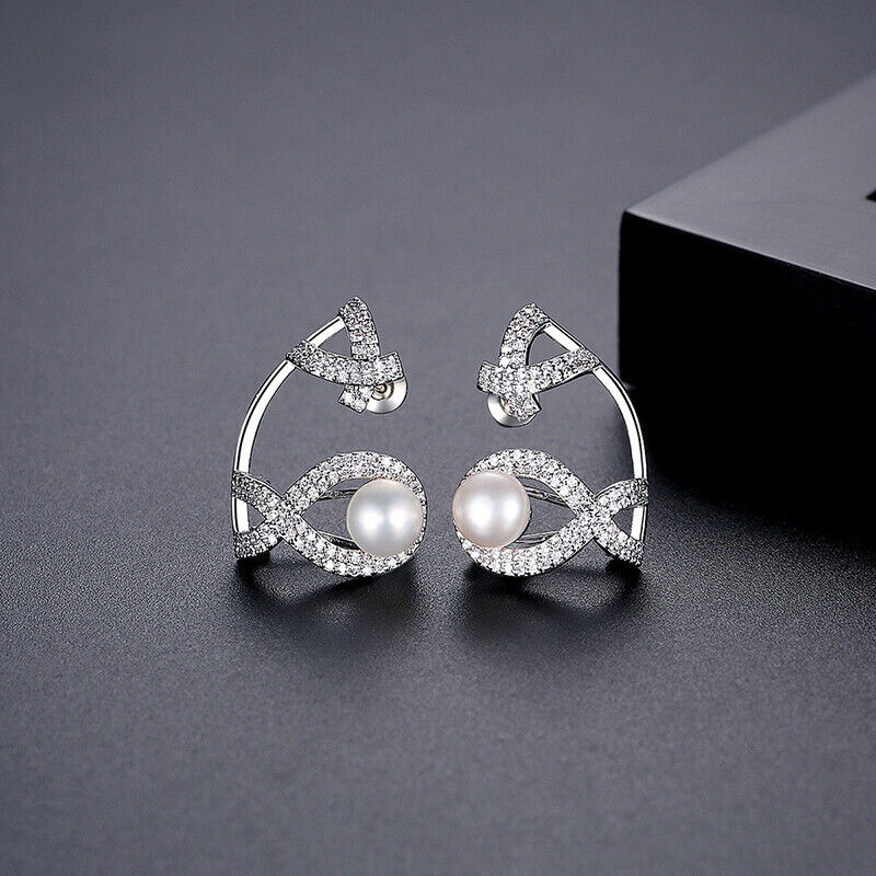 

White Zircon Fashion Simple Freshwater Pearl Gold Plated Women's Earrings