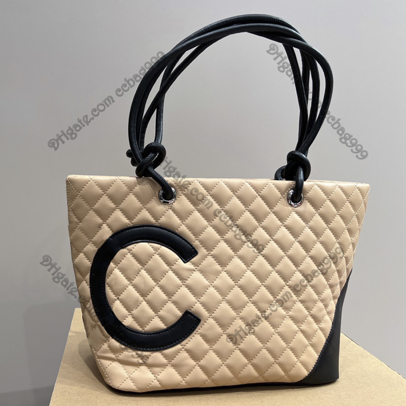 

Ladies Two-toner Patchwork Campeng Beach Totes Bags Quilted Genuine Leather Letter C Shopping Bag Designer Handle Handbag Outdoor Large Capacity Sacoche 28x25cm, Khaki
