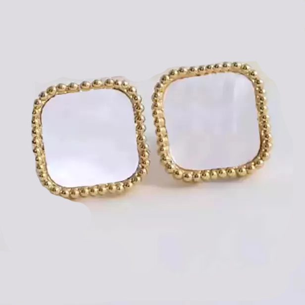 

Designer Stud Earrings for Women womens Fashion 4 Four Leaf Clover Charm Stud Earrings Back Silver 18K Gold Plated Agate Girls Day Wedding Jewelry Gift