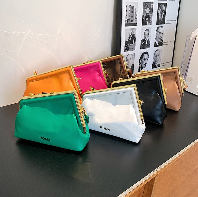 

Classic Women Clutch Bags Flap Letter Clip Handbags Hand bag Purses Leather Luxury Designers Shoulder Crossbody Evening Totes, Black