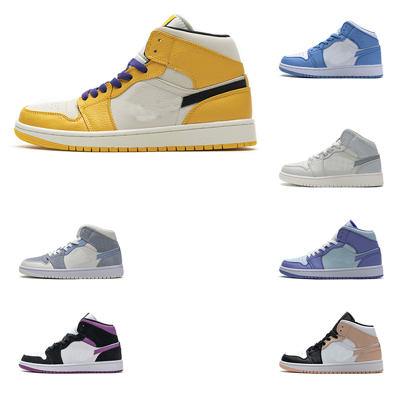 

New Jumpman 1 1s Basketball Shoes Men Women Black White Heritage Bred Patent University Blue Hype Royal Dark Mocha Shadow Mens Trainer Sports Sneakers Shoe 238, 07