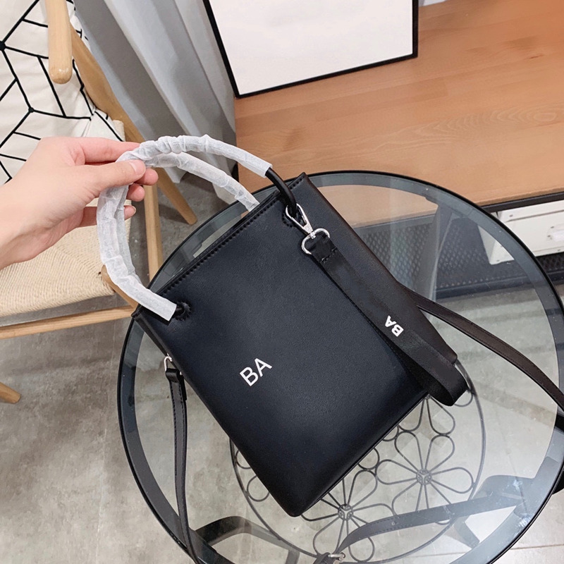 

Woman Mens Phone Bags Tote designer bags luxury handbags crossbody shoulder bag fashion small shopping totes Print Letters 5A 2023, Red(b l0g0)