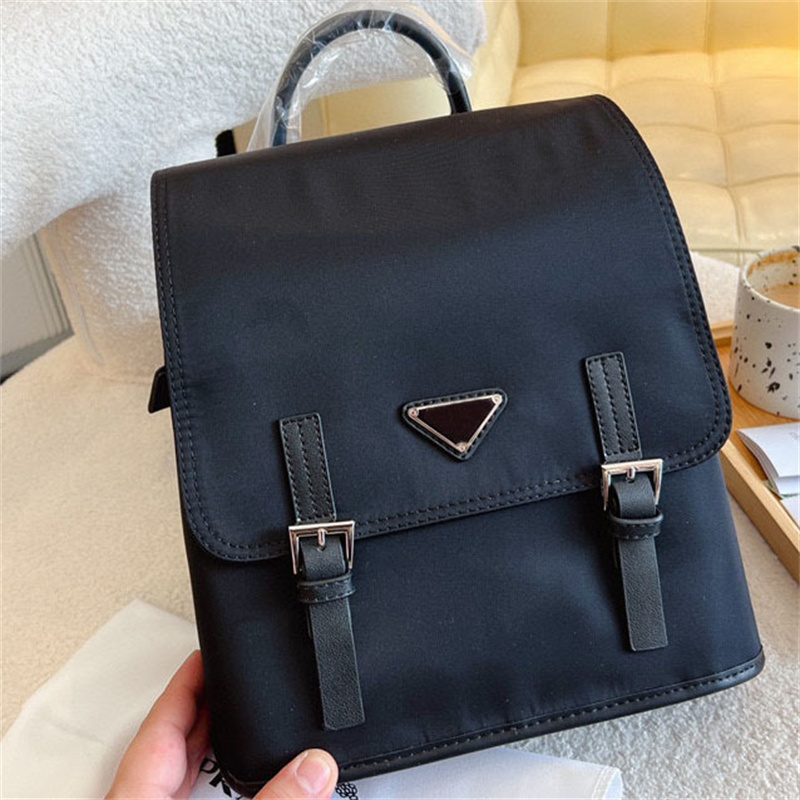 

Designer Classic Unisex Schoolbag Fashion Casual Women Men P Brand Double Shoulder Straps Backpack Large Capacity Rucksack, Black