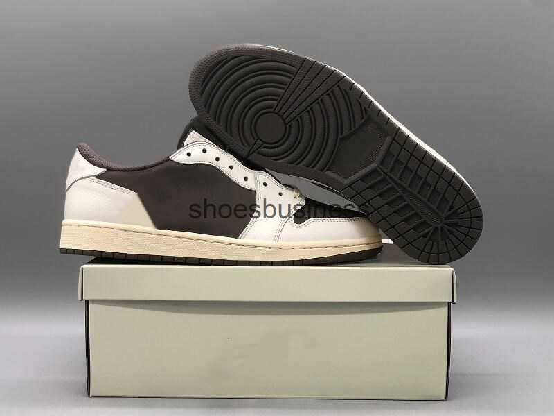 

Reasonable 1s Low Reverse Mocha Basketball Designer Shoes Sail University Red Ridgerock I Collaboration Fashion Sport Sneakers Trainers Come