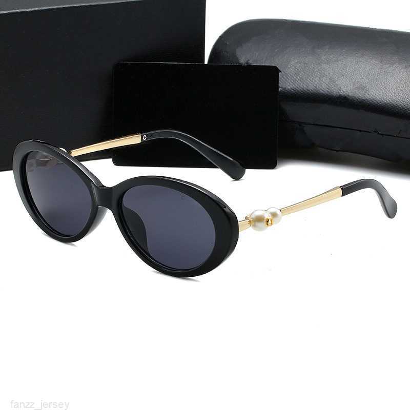 

Designer Sunglasses Summer Sunshade Sunglasses Fashion Beach Glasses for Mens Women 5 Colors Good Quality.for man woman