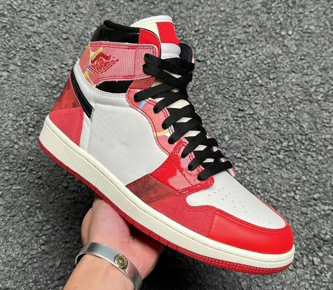 

Authentic 1 1s Og Spiders Man Shoes Across the Verse Dv1748-601 Sports Sneakers Trainers Mens University Red White with