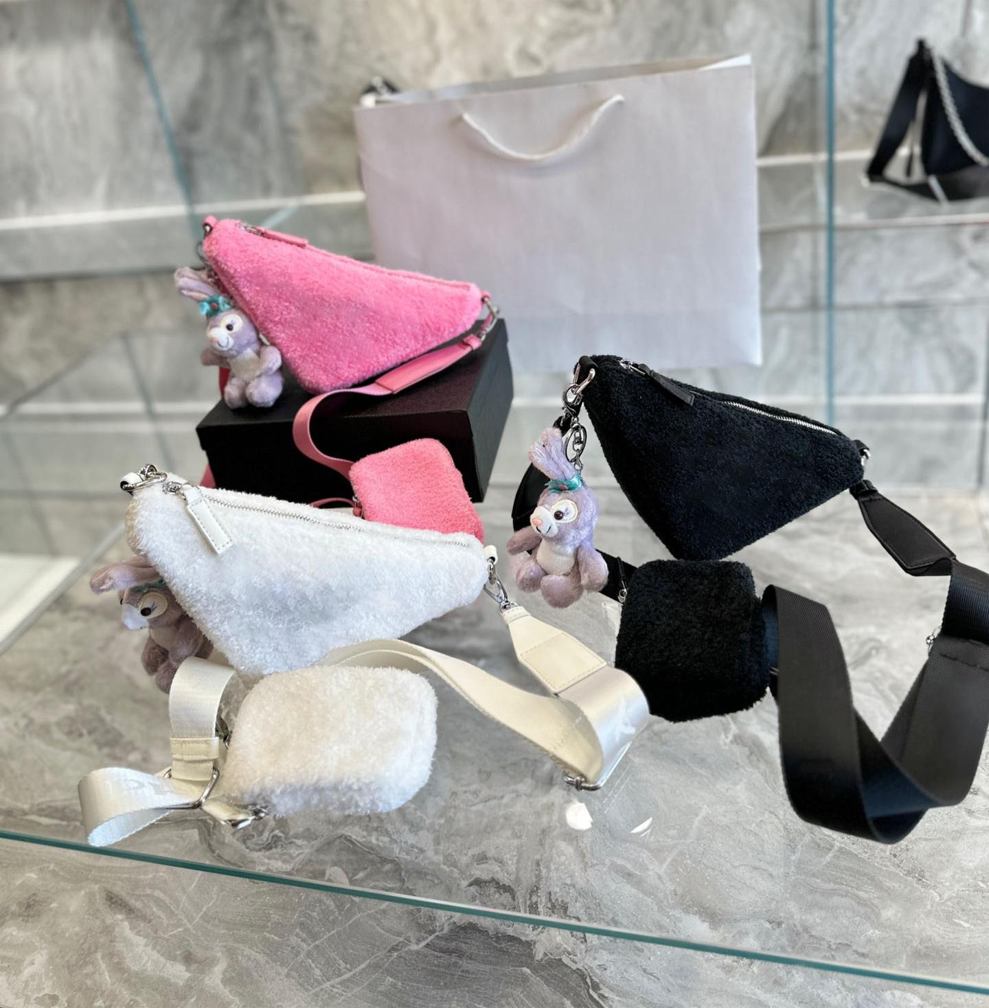 

Luxury chest shoulder bags two in one triangle bag 2023 designer women's handbag plush fashion Crossbody bags prad zipper messenger wallet, White