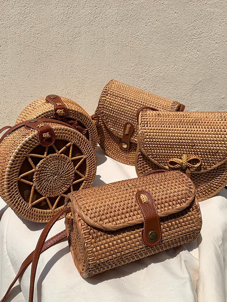 

Duffel Bags Women's Rattan Hand Woven Travel Handbags Summer Beach Straw Bucket Bag Holiday Tourism Tote Tea Ceremony Storage Pouch, Style2