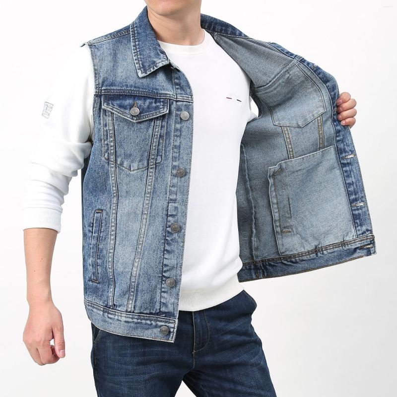 

Men's Vests Spring Autumn Denim Vest Men Retro Casual Single Breasted Sleeveless Jacket Many Pockets Cotton Waistcoat Large Size -4XL, Vintage blue