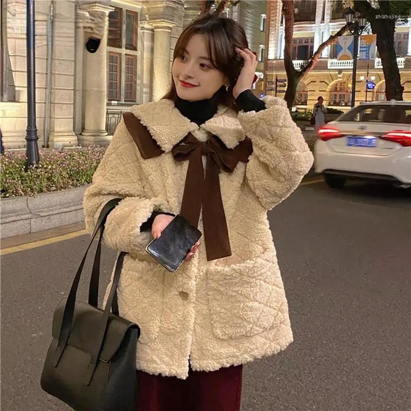 

Women' Fur 2022 Autumn And Winter Diamond Lattice Thick Lamb Coat Women' Bow Shawl Street Fashion Long-sleeved Clothing, Beige