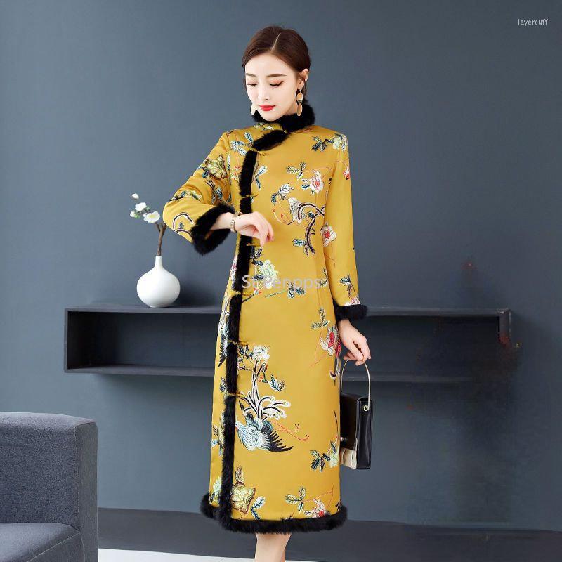 

Women' Trench Coats Warm Thickened Cotton Coat Women' Retro Cheongsam With Fur Collar Improvement And Calf Printing Mid-length, Yellow