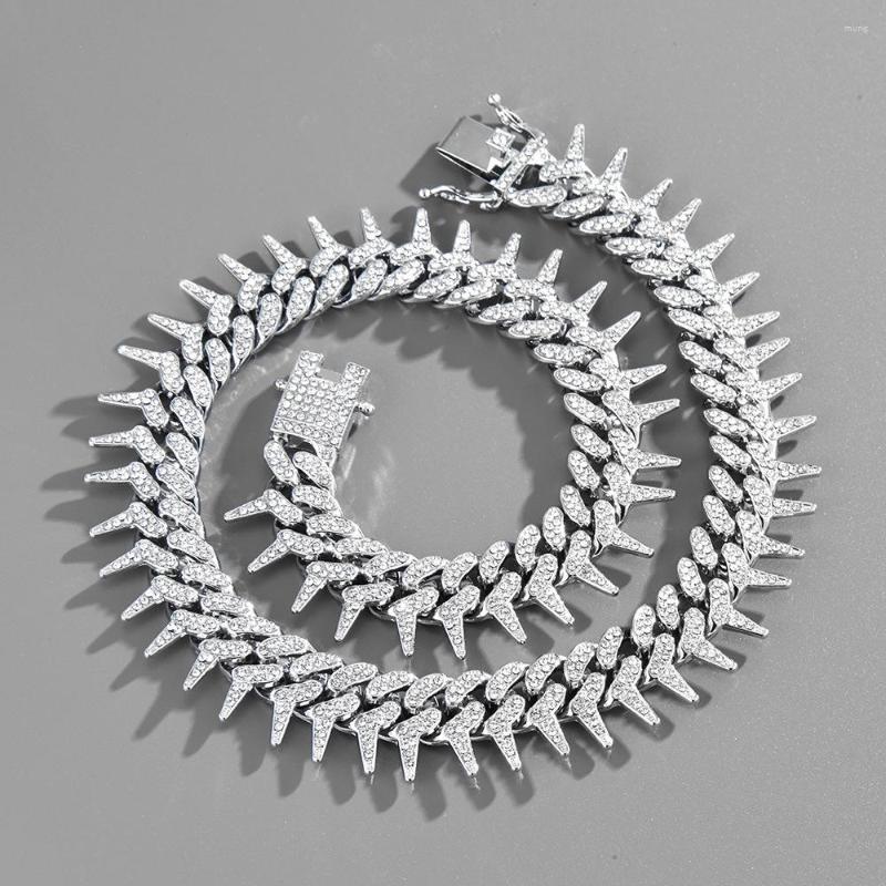 

Choker Men Thorns Cuban Necklace Jewelry Personality Rivets Spiked Hip-hop Chain For And Women 20mm Wide Mens