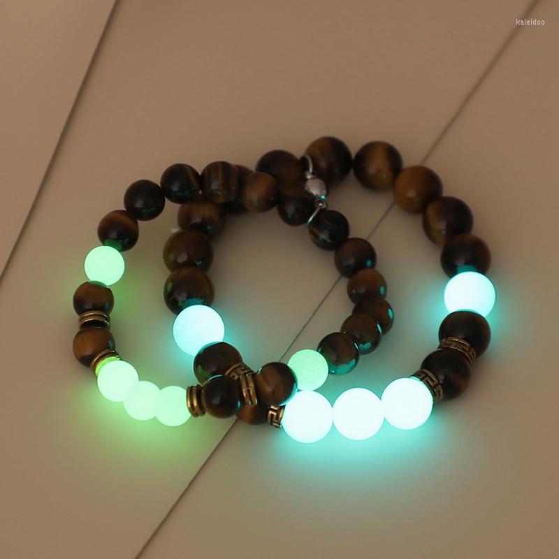 

Charm Bracelets 2pcs/Set Glowing Magnet Couple Bracelet Vintage Natural Stone Distance Paired Lovers Jewelry Banquet Party Gift
