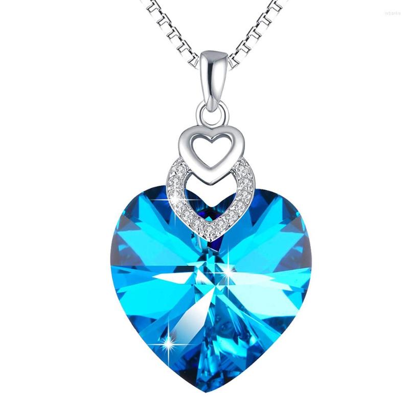 

Chains Exquisite Heart Crystal Rhinestone Pendant Butterfly Necklace Shape Jewelry With Stone