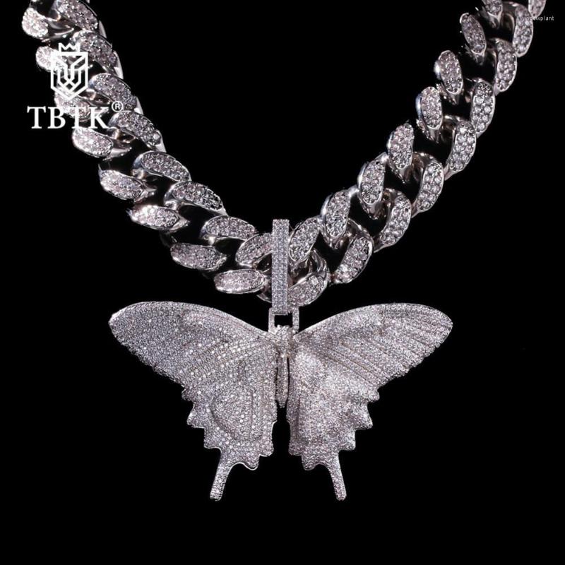 

Pendant Necklaces TBTK Promotion Charms Iced Out Butterfly Zirconia Animal Luxury Jewelry Punk Gold With 20mm CZ Cuban Link Chain Necklace