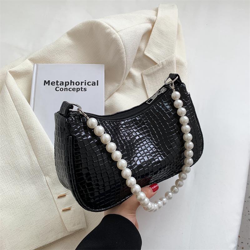 

Evening Bags Retro Women's Spring Armpit Fashion Trend Pearl Chain Portable Shoulder Bag, Black