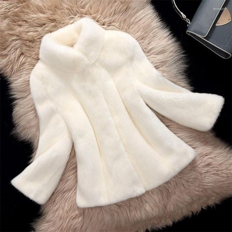 

Women' Fur Fashion Women Faux Stand Collar Short Fake Jacket Slim Female Lady Winter Long Sleeve Coat WZ1938, Beige