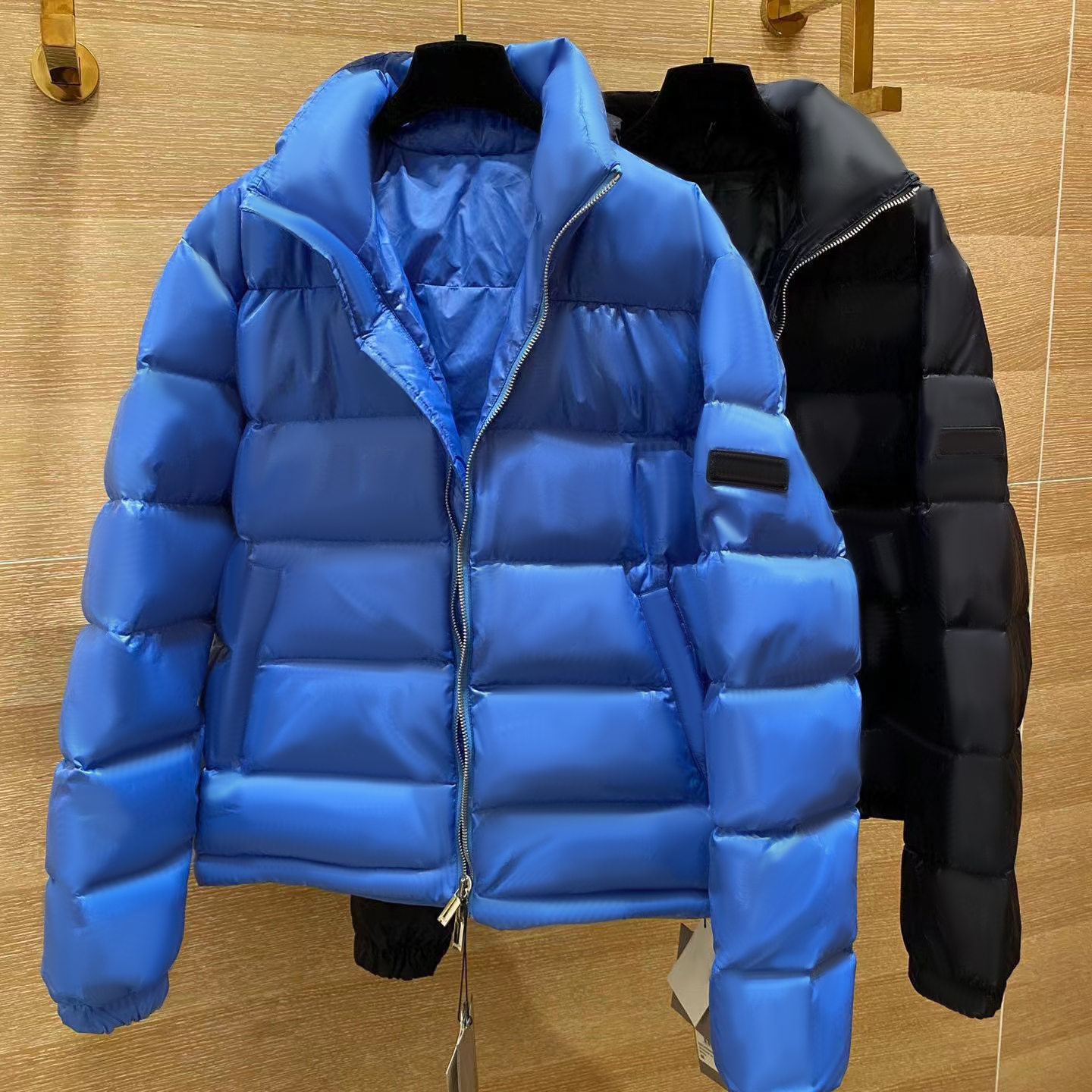 

Mens black puffer jacket Women down jackets streetwear print outdoor outwear keep warm designer coat vest parkas Dobby, Hi