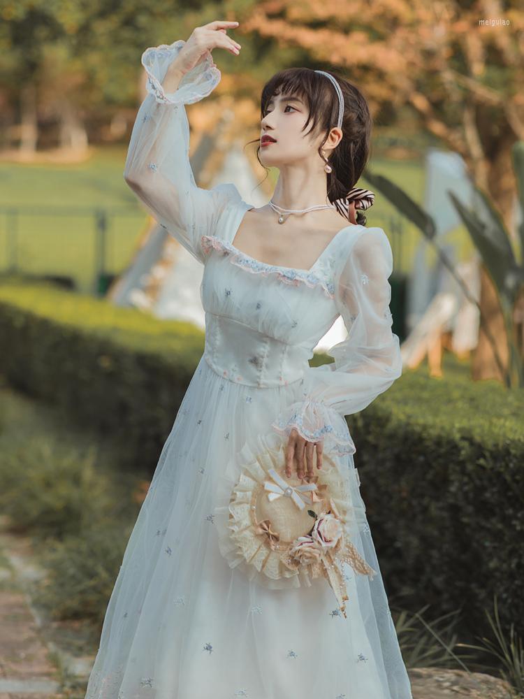 

Casual Dresses French Side Led Gentle Wind Network Yarn Embroidered Dress, Creamy-white