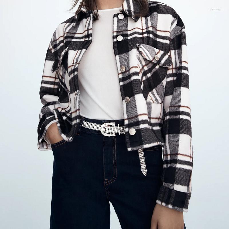 

Women's Jackets ZXQJ Women 2022 Fashion Oversized Check Cropped Jacket Coat Vintage Long Sleeve Pockets Female Outerwear Chic Tops, Picture shown