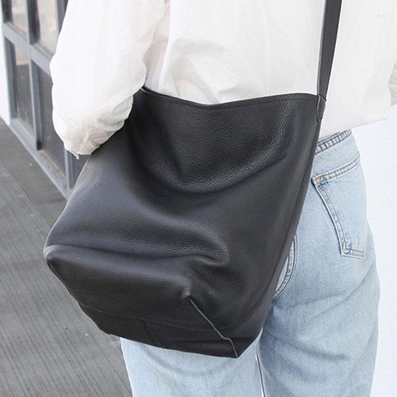 

Evening Bags EUMOAN Retro Korean Version Of The Simple Messenger Bag For Women 2022 Large-capacity One-shoulder Bu