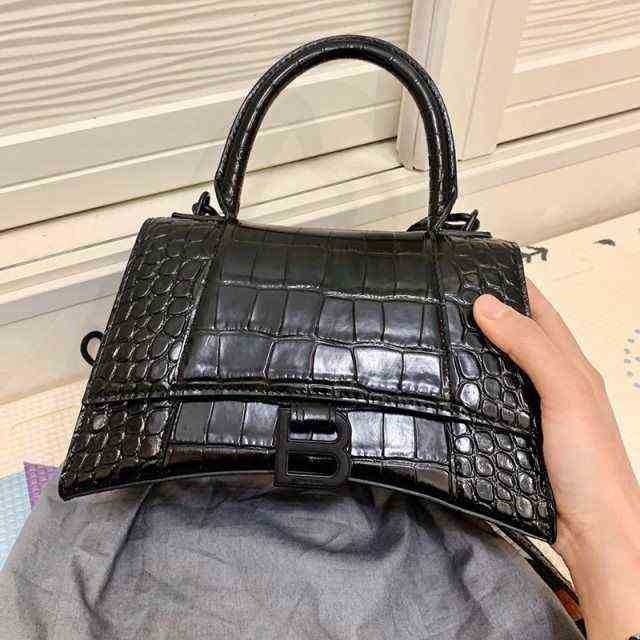 Designer Luxury Womens Bag Balencigas Handbag B-shaped Paris Single Shoulder Messenger Fashion Square Gift Shoulder Oblique Span Versatile Handheld