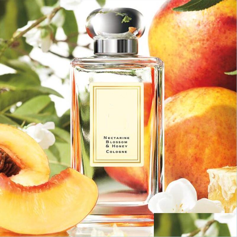 

Car Air Freshener New Est Car Air Freshener Women Per Nectarine Blossom Honey 100Ml Neutral Spray Long Lasting High Fragrance Top Qu Dhh6B