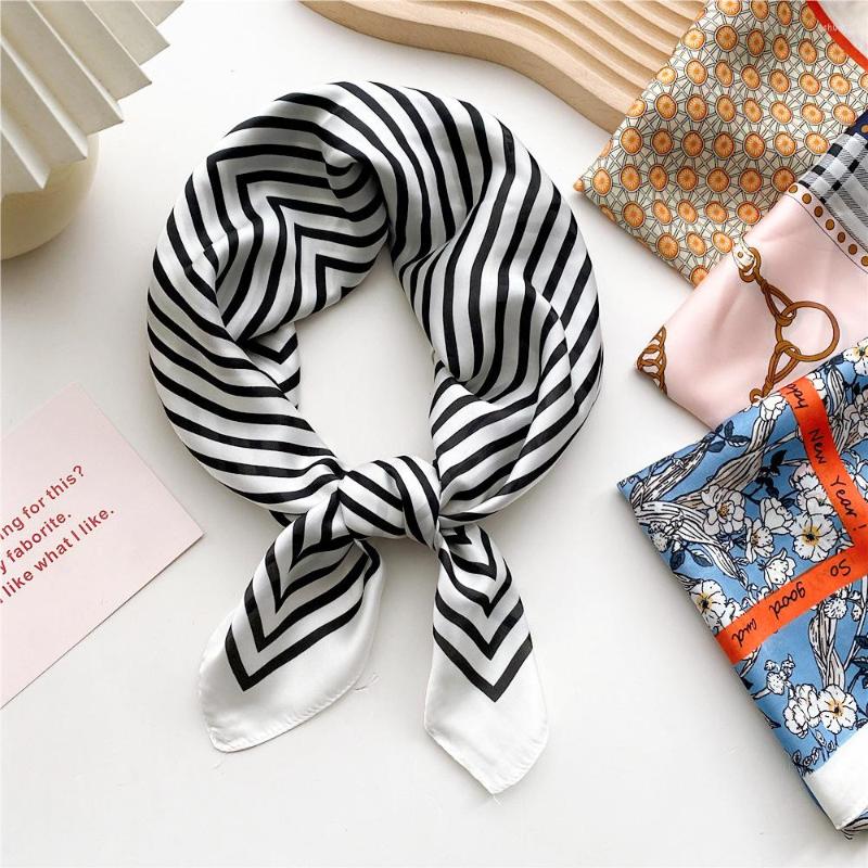 

Scarves 70cm Silk Scarf Women's Luxury Small Square Girls Korean Style All-match Decorative Suit Shirt Temperament