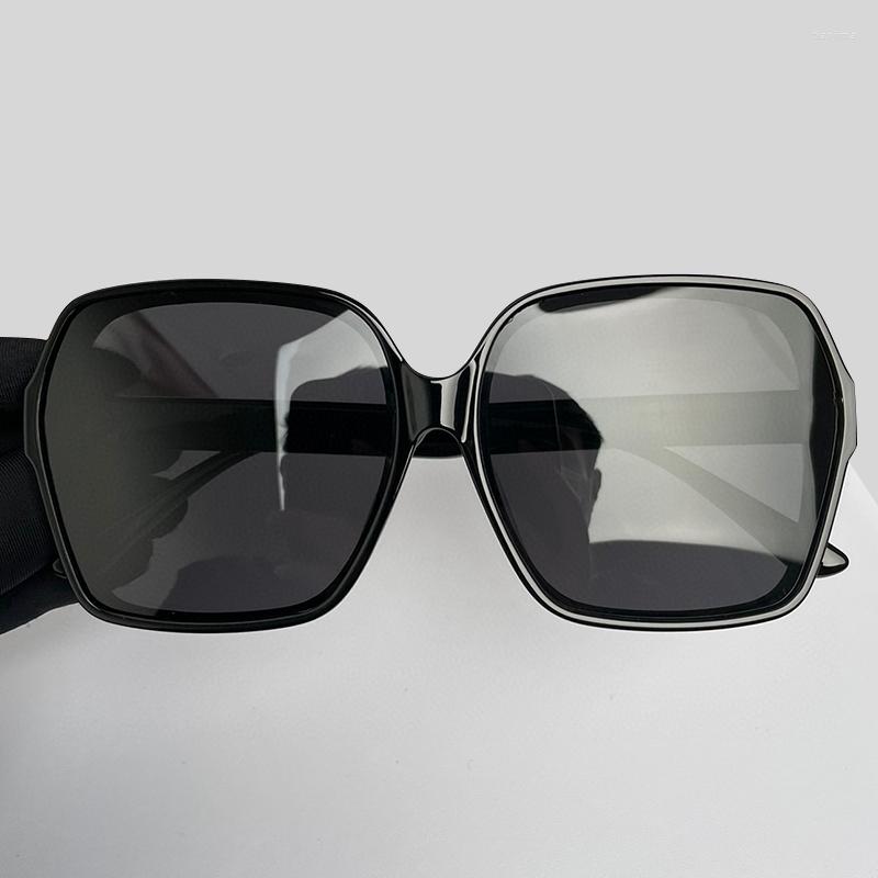 

Sunglasses Sun Female Trend Personality UV Men Driving Sunscreen Glasses