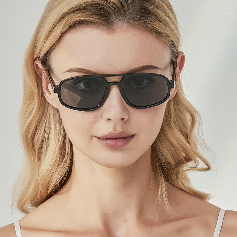 

Sunglasses VIAJAR Shop Counters COOL Big Shield Men Classic Brand Design Retro Unisex Sunglass For Women 2023 Square Eyewear