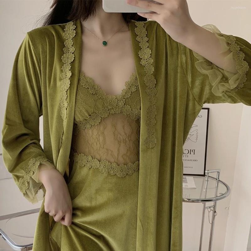 

Women's Sleepwear Lisacmvpnel Autumn And Winter Women's Golden Velvet Robe Set With Chest Pad Suspender Nightgown Keep Warm Thick, Black