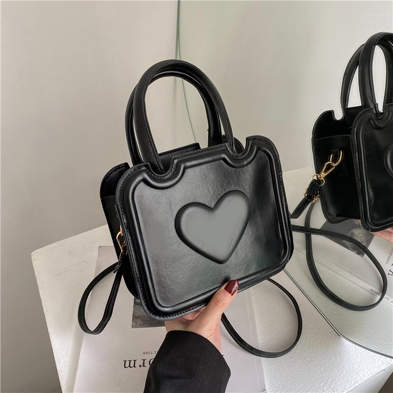 

Evening Bags Spring Retro Women's Messenger Bag Texture Peach Heart Portable, Black