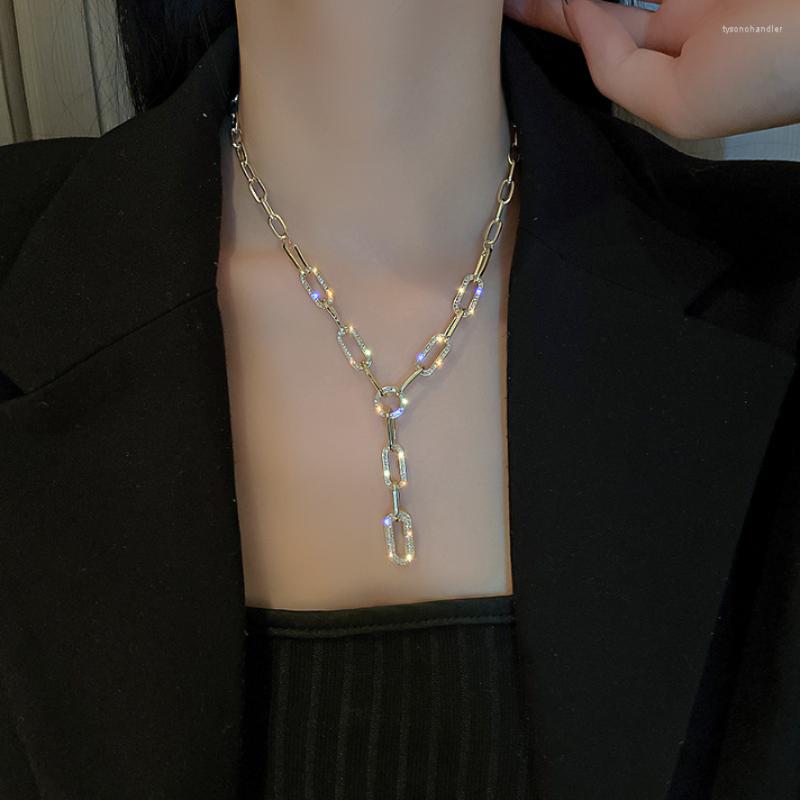

Choker Vintage Exaggerated Pendant Necklace For Women Punk Full Zircon Clavicle Chain Charm Girls Trend Neck Jewelry Collar Gift