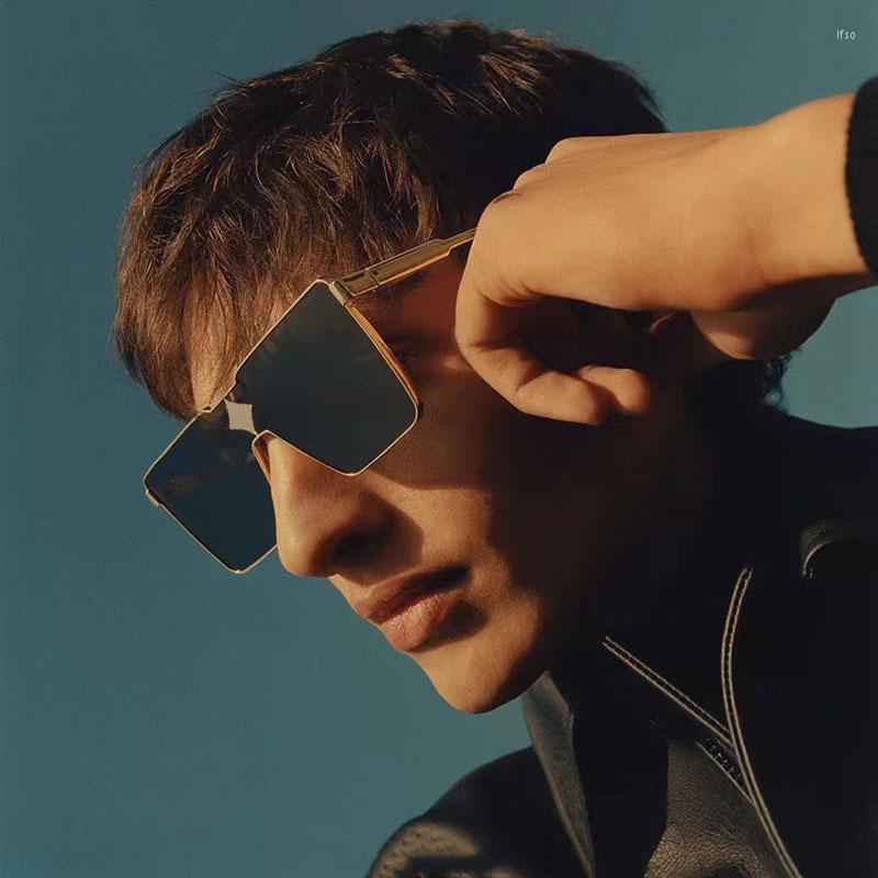 

Sunglasses Gold Metal Frame Large Square Men Fashion With Crystal