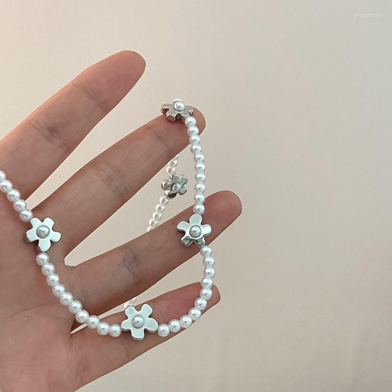 

Choker SRCOI Silver Color Flower Design Simulated Pearl Necklace For Women Bollarbone Chain Beaded Christmas Gifts
