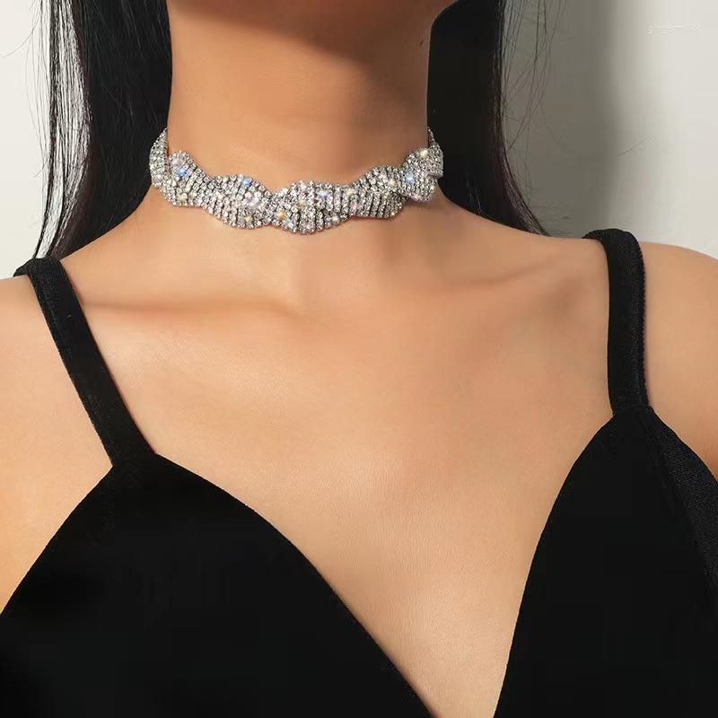

Choker European Style Women Bundle Neck Necklace Fashion Jewelry Punk Hip Hop Inlay Rhinestone Collar Gift