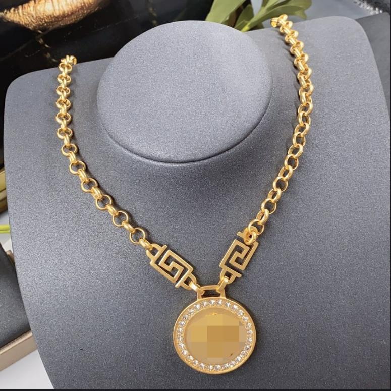 

Fashion Basilisk Medusa card women's Bracelet Necklace Stud Earring sets Brass 18K gold plated ladies Designer Jewelry VaH--051, Golden