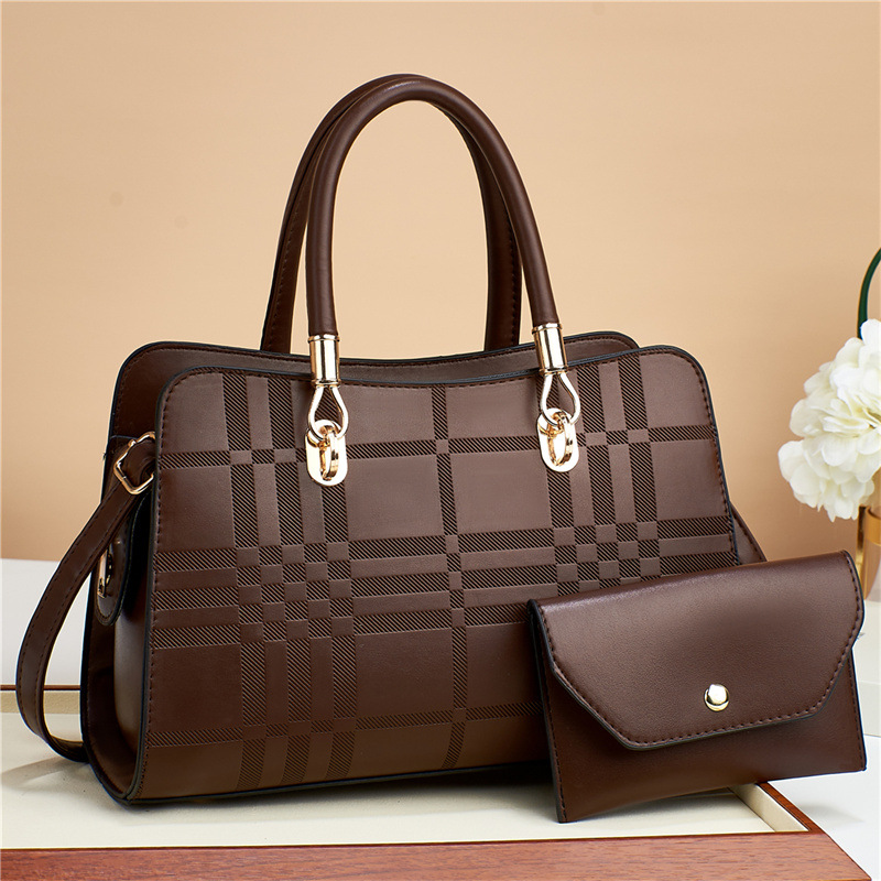 

Women Inclined Shoulder Bags Fashion casual Womens Bag Small Handbag Totes High-capacity PU leather Large volume wholesale Girl Mobile Phone Bag Black 16210, Yellow