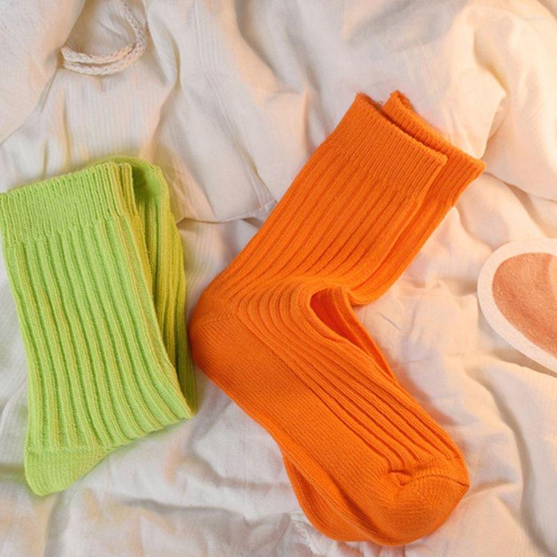 

Men's Socks Retro Solid Color Knitted Sock Fashion Loose Cotton Comfortable Middle Tube Sport For Women Men Hosiery, Army green
