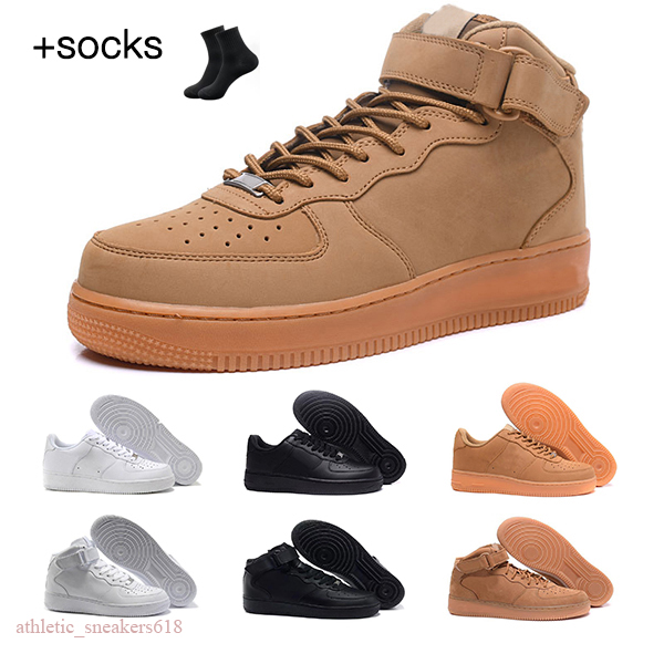 

Designer Shoes 1 Low 07 Boots Men Women Casual Classic Triple White Black Mens Trainers Outdoor Sports Sneakers Platform 36-46, Color 4