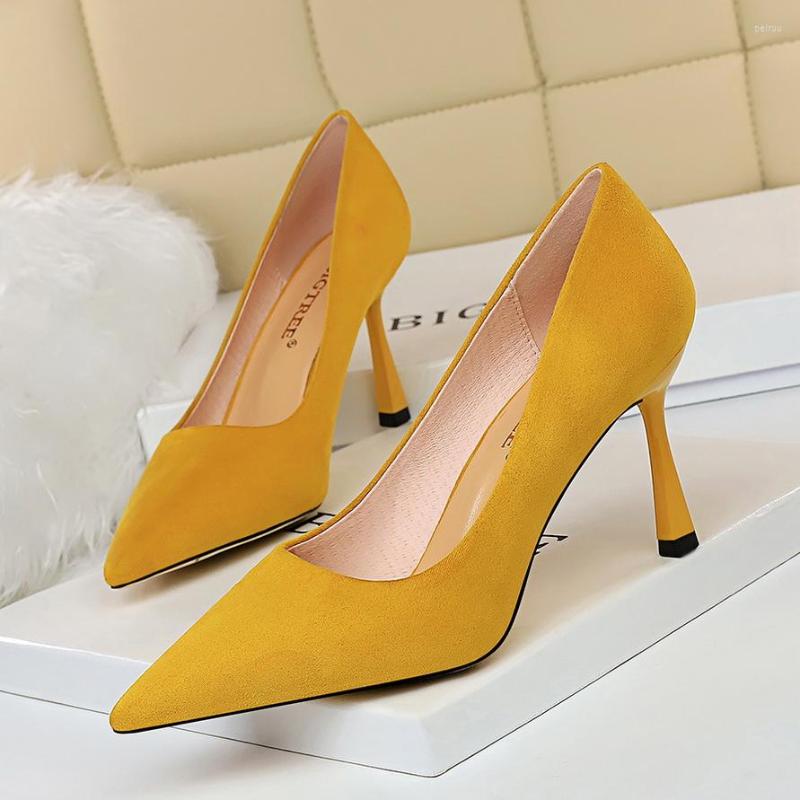 

Dress Shoes 2022 Est Fashion High Heels Simple Pointed Toe Low Ladies Party Shallow Yellow Suede Women Pumps, Black
