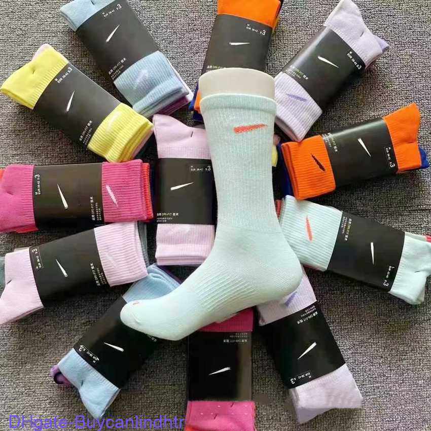 

Autumn winter pure cotton men's and women's tie dyed long socks sports high tube tide candy color sock 6VU9